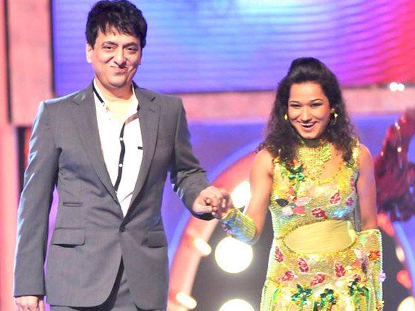 malaika sonakshi and others at the pantaloons femina miss india 2011 finale 8
