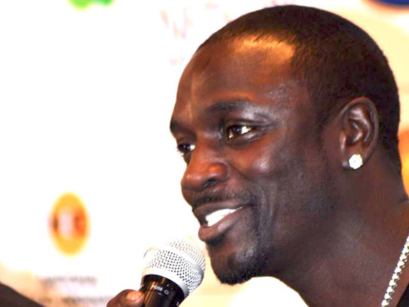 suniel and mana shetty at akons concert press conference 4