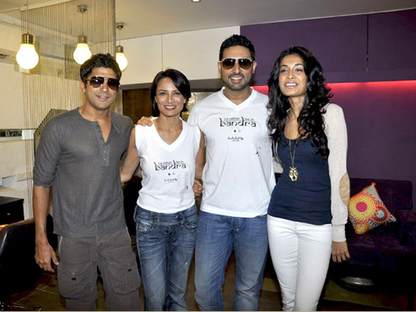abhishek and farhan akhtar inaugurate bblunt salon 6
