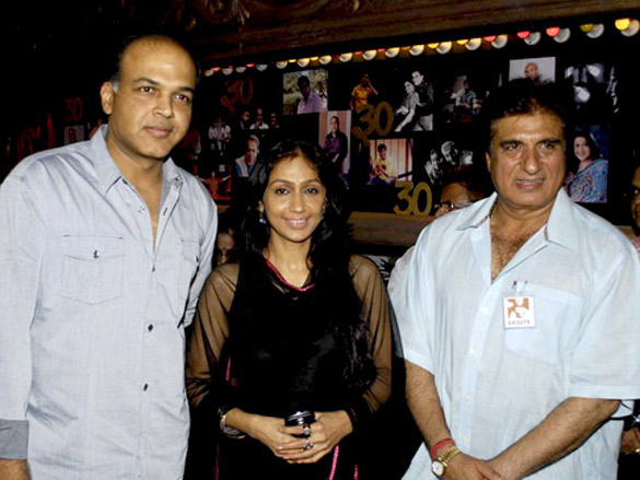 raj and nadira babbar ekjute theatres 30th year celebration 2