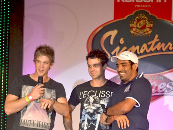 yuvraj singh and vindu grace signature after party 3