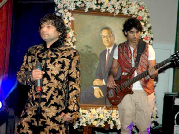 kailash kher performs at sangit kala kendra event 5