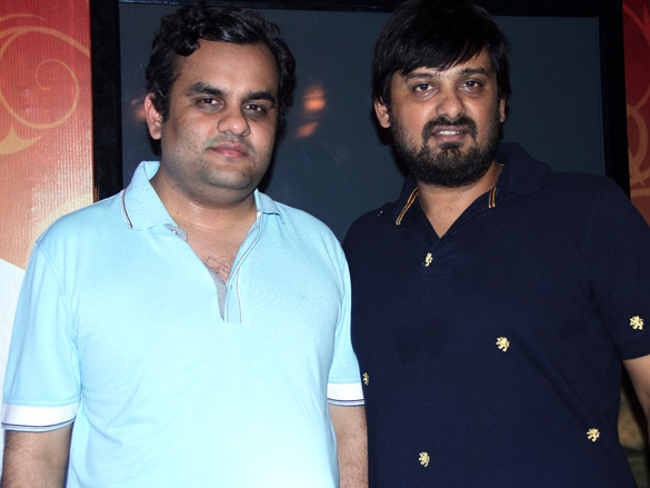 vivek and neha dhupia launch ek ladki shabnmi jaisi album 8