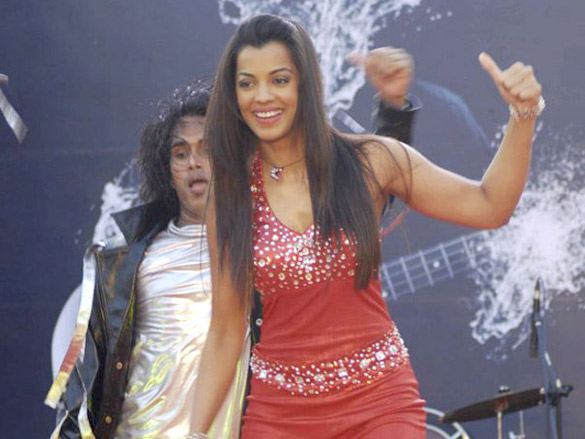 mugdha godse sizzles at esselworld celebrations 6
