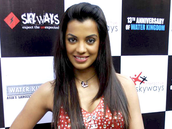 mugdha godse sizzles at esselworld celebrations 10
