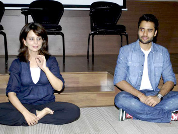 jackky bhagnani at nalanda yoga centre 3