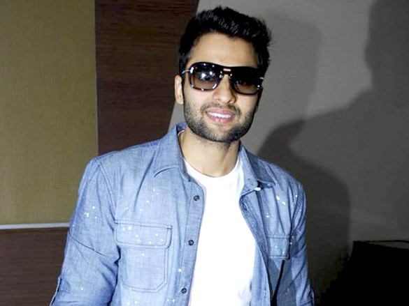 jackky bhagnani at nalanda yoga centre 6