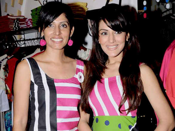 polkaholix party at golmaal store 5