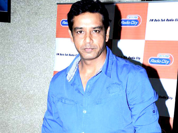 launch of richa sharmas album sai ki tasveer 12