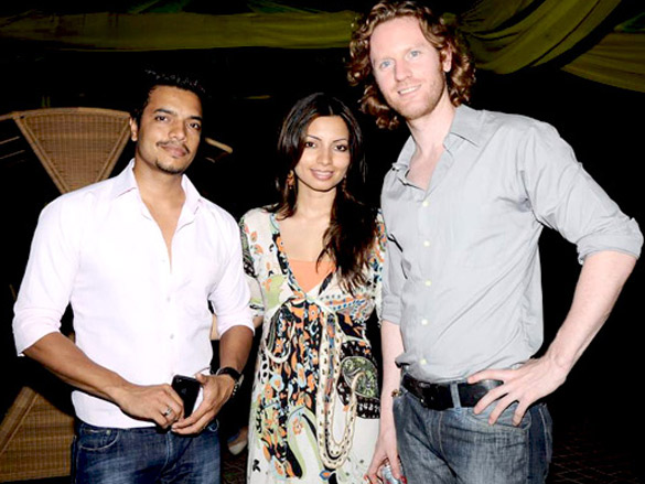 shama sikander at princess beach fair 2