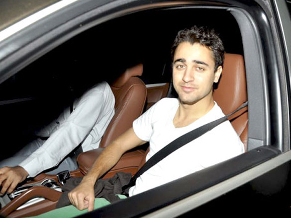 imran khan snapped in bandra 2