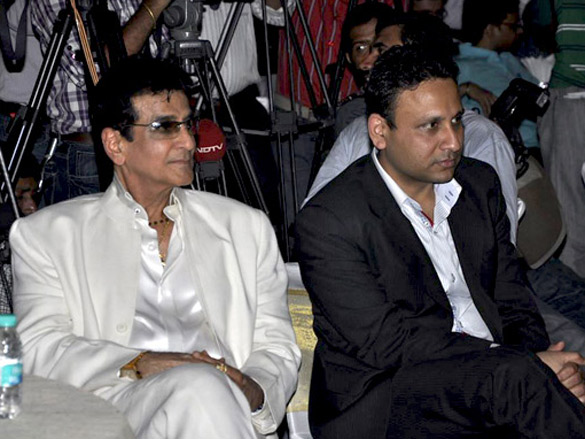 jeetendra unveils sonys bade acchey lagtey hain 7