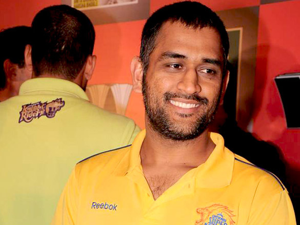 ms dhoni and other cricketers at harsha bhogles book launch 5