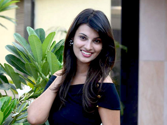 sayali bhagat launches mtnl bharat berry services 7