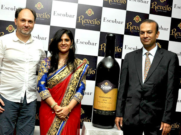 launch of reveilos italian wine sangiovese 2