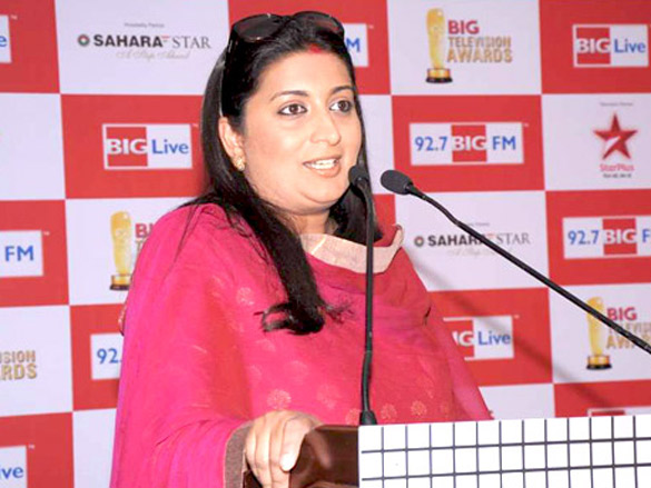 zeenat aman at the announcement of big television awards 8