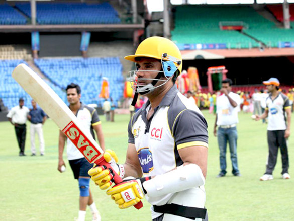 mumbai heroes play practice match in bangalore 10
