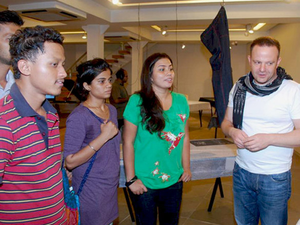 nisha jamwal at icia connecting concepts exhibition 8