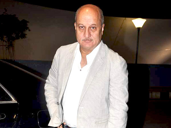 dia zayed arshad and many more leave for iifa 8