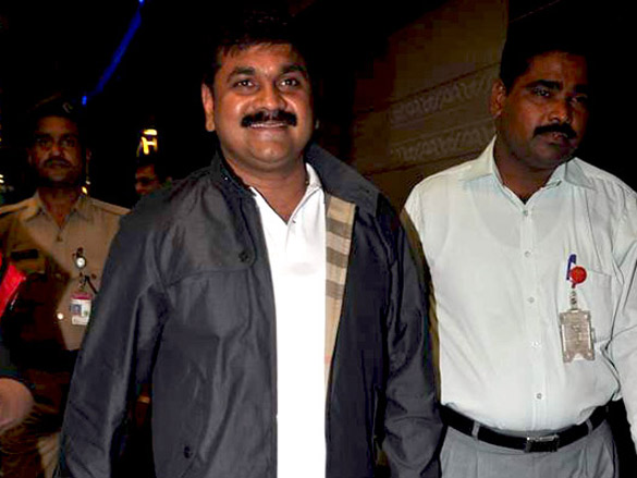 ameesha anushka genelia rahul khanna and kangna leave for iifa 19 ameesha anushka genelia rahul khanna and kangna leave for iifa 19