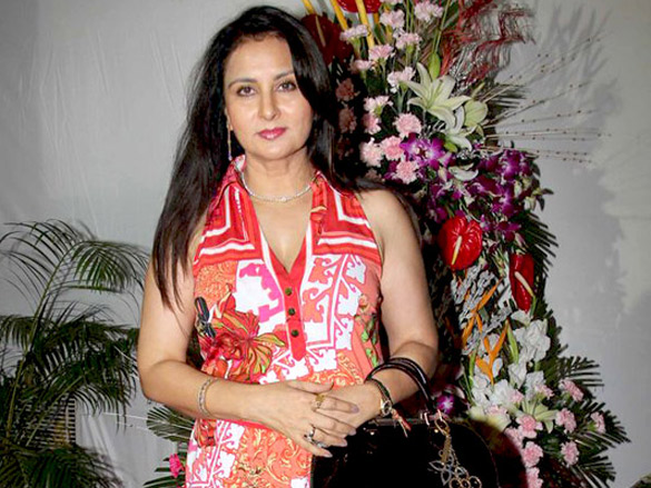 suniel shetty and jackie shroff grace dr tiwaris birthday bash 6