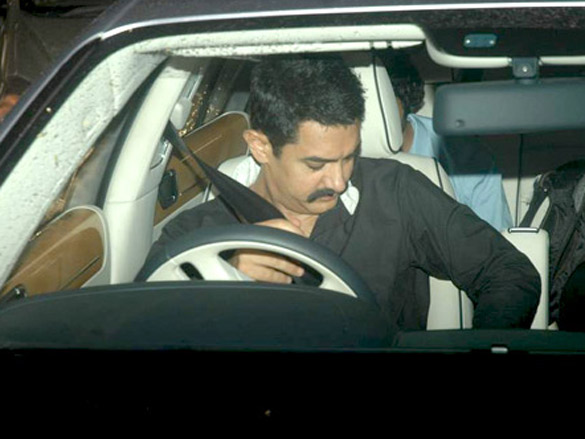 aamir and imran khan snapped at international airport 6