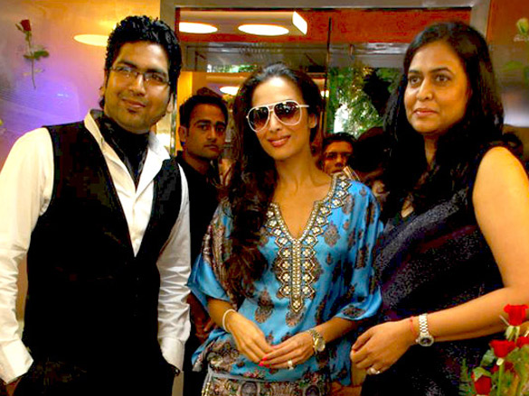 malaika arora grace ace hair skin lounge opening 7