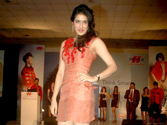 sagarika ghatge at the launch indola cosmetics in india 2