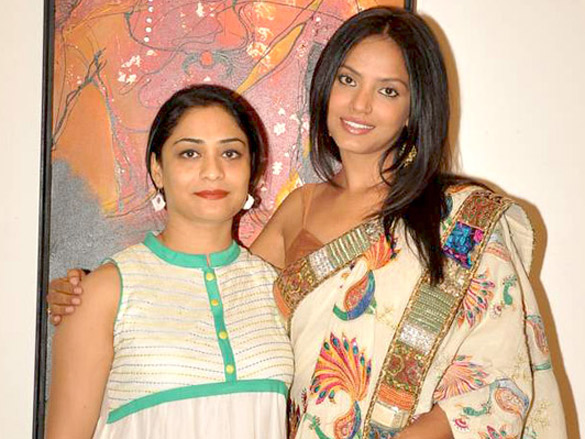 neetu chandra and rahul singh at reka ranas art exhibition 2