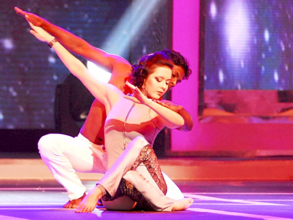 sushmita reveals winners at i am she 2011 finale 9