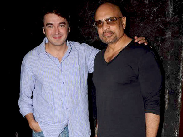 anil kapoor and sonali bendre at vir das show 7