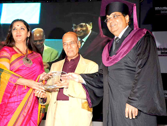 yash chopra at 5th convocation ceremony of whistling woods 4