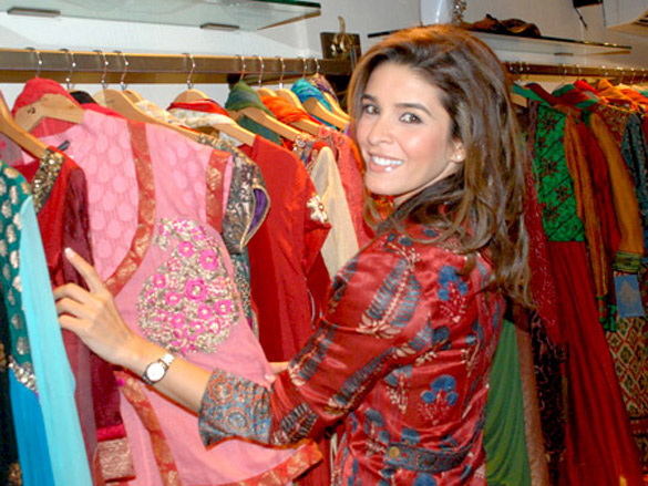 designer pallavi goenka unveils her festive collections 3