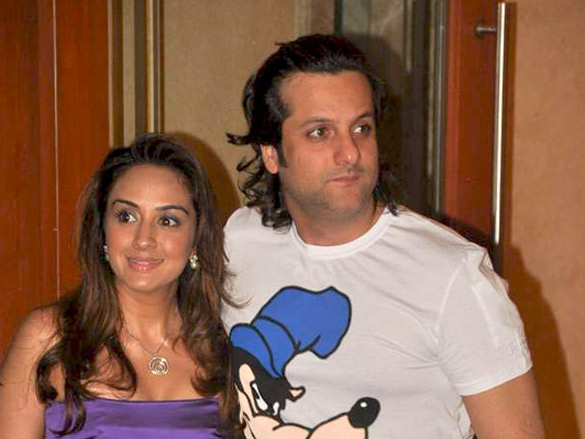 salman and zarine at manyata dutts birthday bash 6