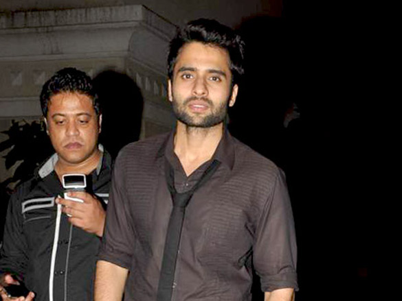 salman and zarine at manyata dutts birthday bash 21