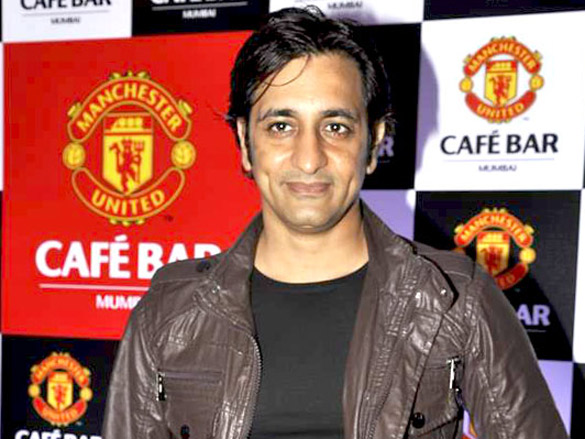 launch of manchester united cafe bar 11