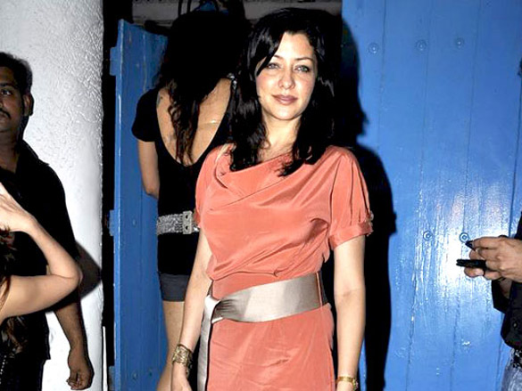 salman sonakshi and karisma at arbaaz khans birthday bash 13