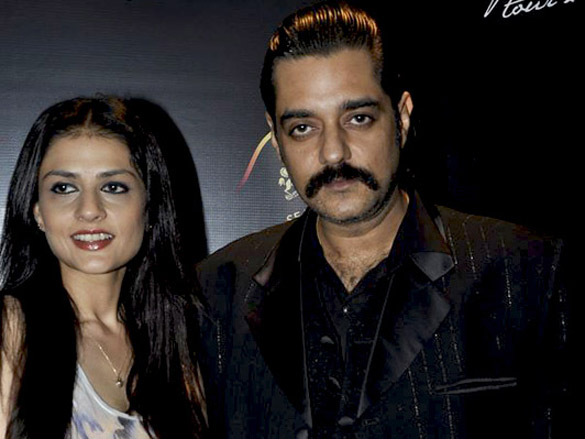 malaika amrita walk the ramp for mandira wirk at blenders pride fashion tour 2011 9