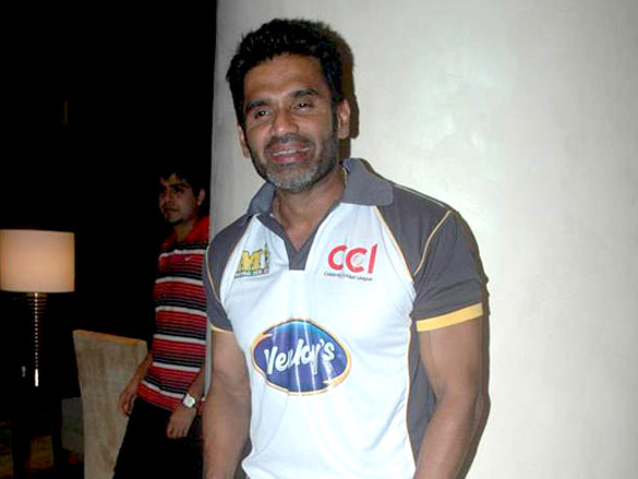 salman khan at ccl 2011 press conference 13