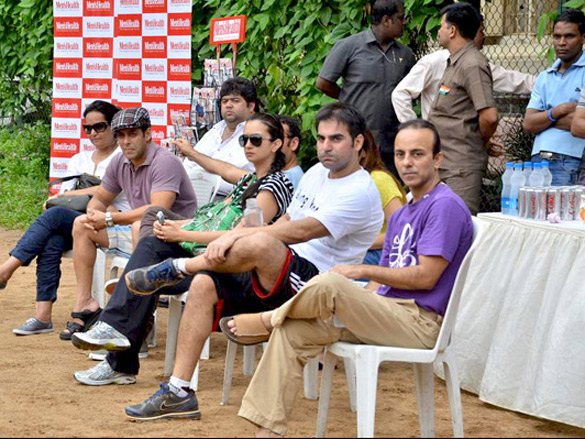 salman khan at mens health friendly soccer match with celeb dads and kids 3