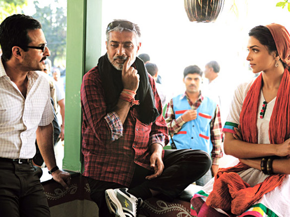 on the sets of aarakshan 18