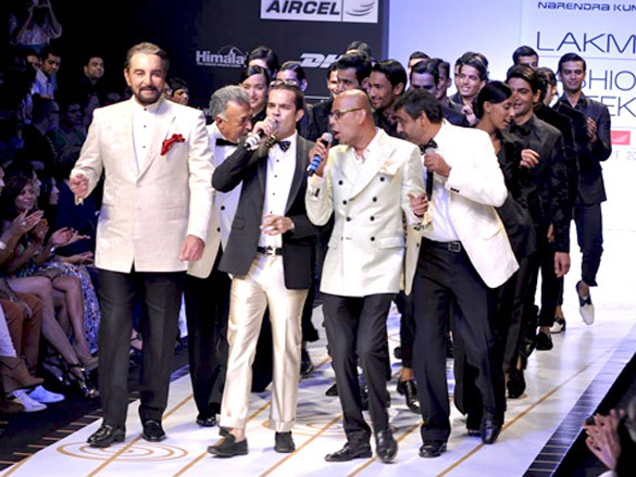 kabir bedi walks for narendra kumars show at lakme fashion week 2011 day 2 3