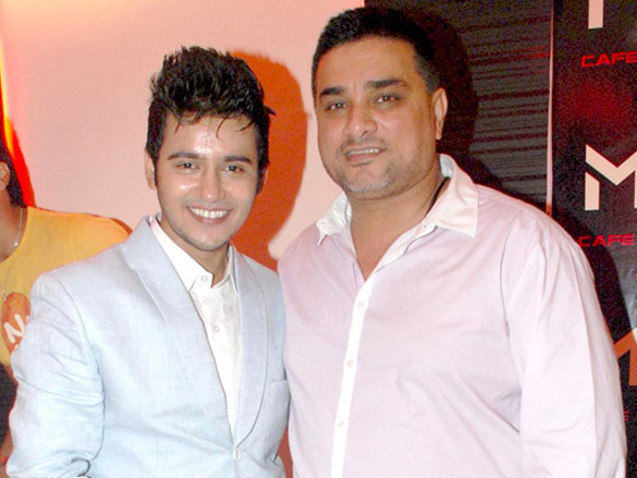 aditya singh rajputs 25th birthday party 9