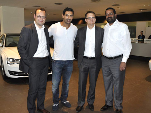 john abraham gets his new audi q7 2