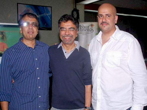 rishi kapoor attends kennedy bridge screening 3