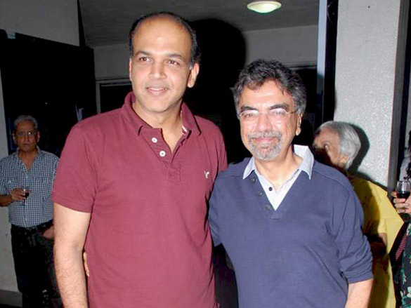 rishi kapoor attends kennedy bridge screening 11