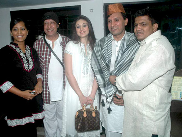 bollywood celebs at iftar party hosted by shakeel saifee 2