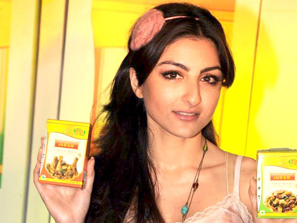 soha ali khan at mps organic masala launch 8