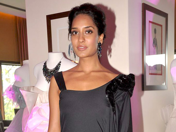 ira anushka and lisa at swarovski event 6