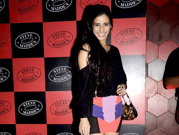 dia riya raima and minissha at steve madden launch 17